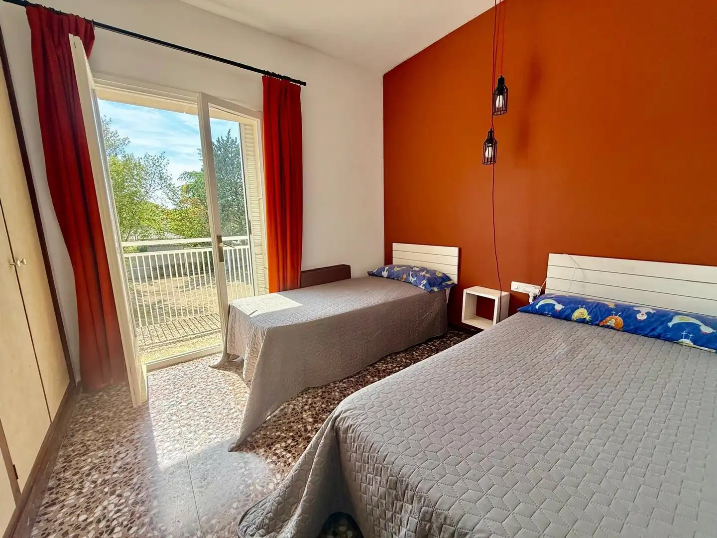 Habitación de Casa o chalet en venta en La Torre de Claramunt con Aire acondicionado, Calefacción y Jardín privado