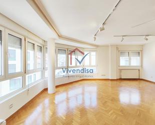 Living room of Duplex for sale in Guadalajara Capital  with Air Conditioner, Heating and Parquet flooring