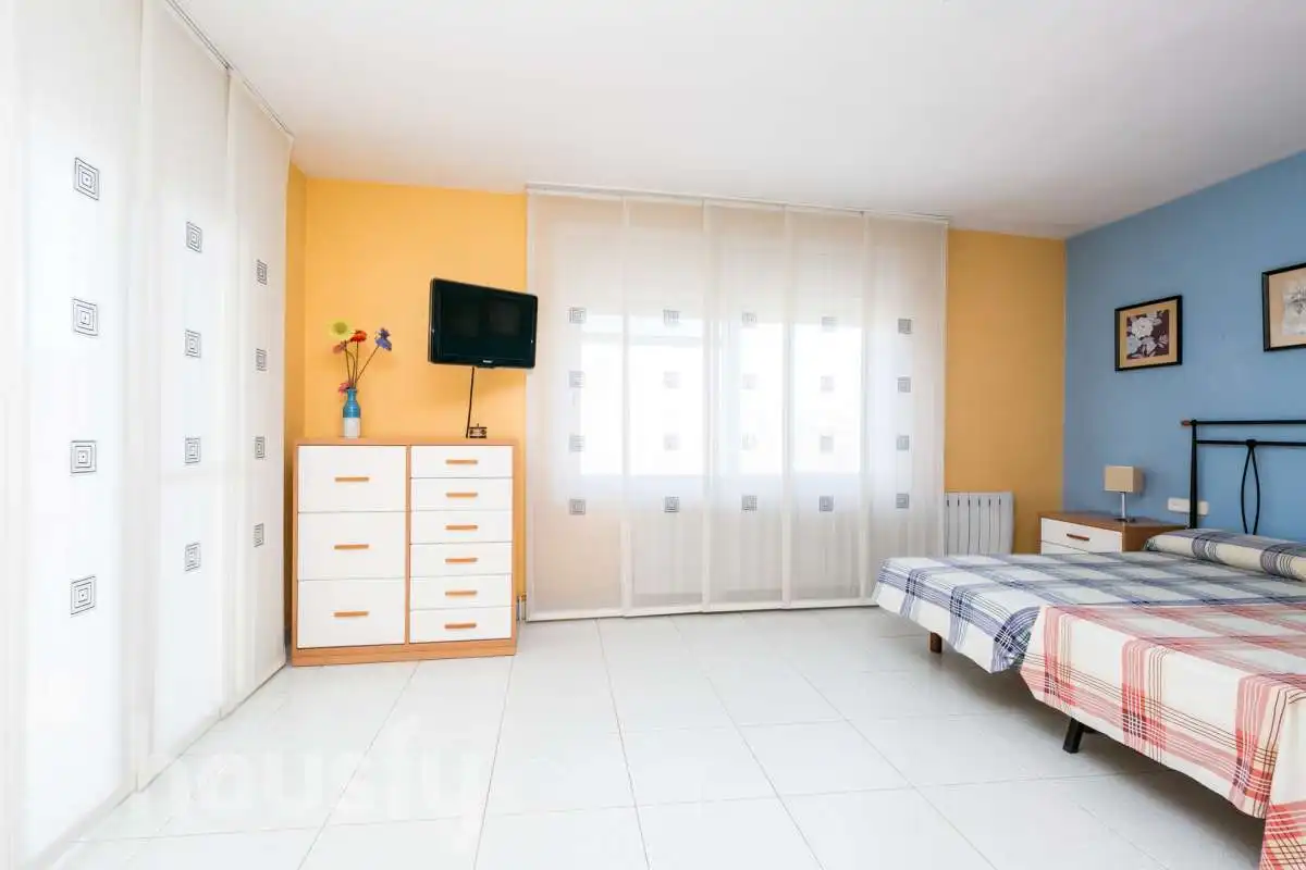 Dormitori de Casa o xalet en venda en Olèrdola amb Terrassa, Traster i Piscina