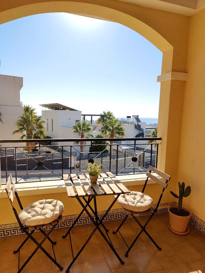Terrassa de Casa adosada en venda en Finestrat amb Aire condicionat, Terrassa i Moblat