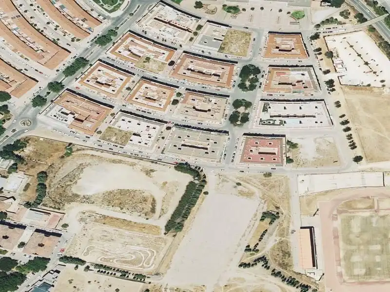 Piso en venta en Calle Francisco de Goya y Lucie 12 M8.C, imagen 2