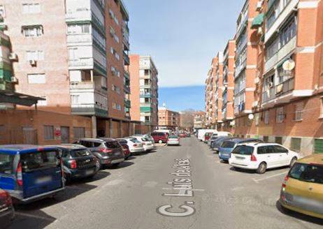 Piso en Venta en Reyes Católicos