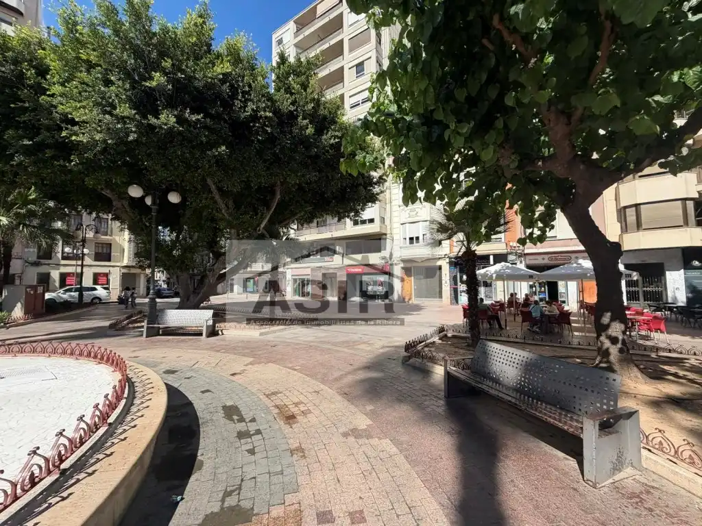 Außenansicht von Gebäude zum Verkauf in Alzira