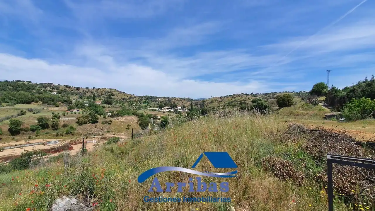 Finca rústica en venta en Almorox con Calefacción y Jardín privado