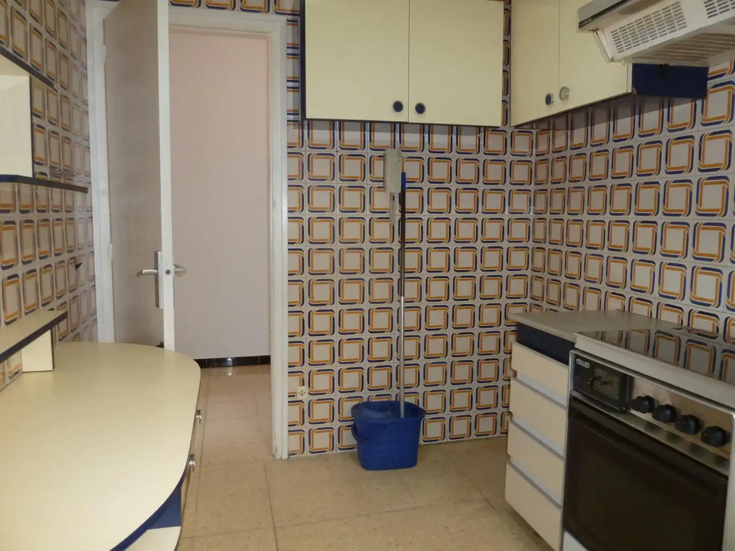 Kitchen of Flat for sale in Ponent - Set Camins