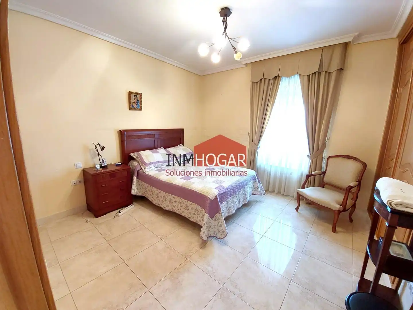 Habitación de Piso en venta en Ávila con Calefacción, Terraza y Trastero