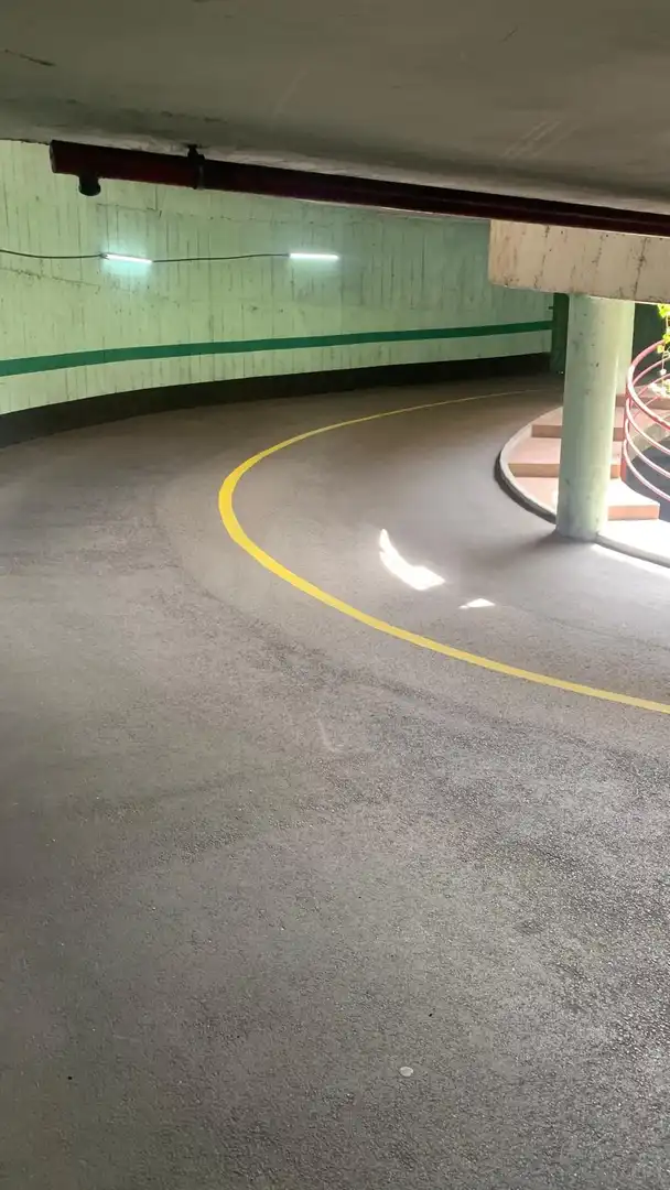 Parkplatz von Garage zum Verkauf in Madrid