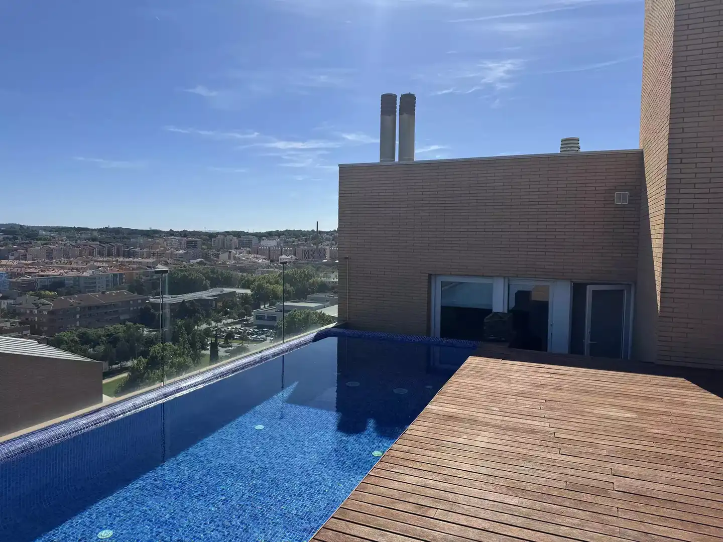 Swimming pool of Flat for sale in Girona  with Air Conditioner, Heating and Parquet flooring