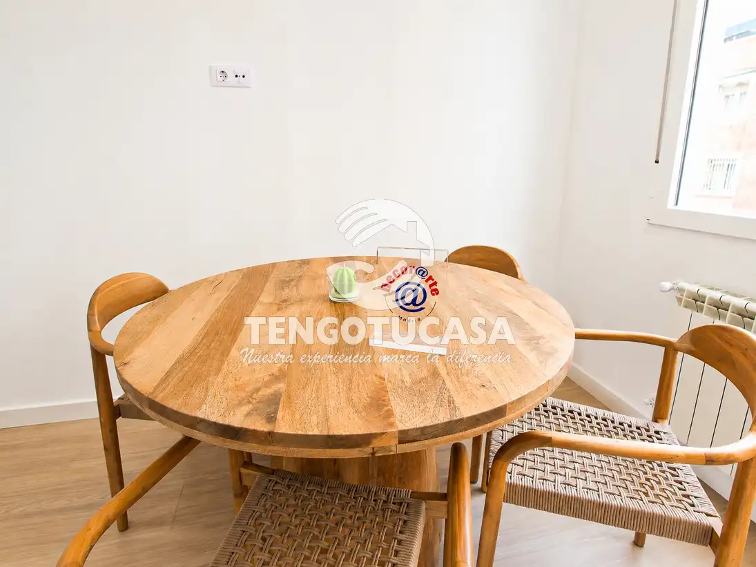 Esszimmer von Wohnung zum Verkauf in Madrid mit Klimaanlage, Möbliert und Ofen