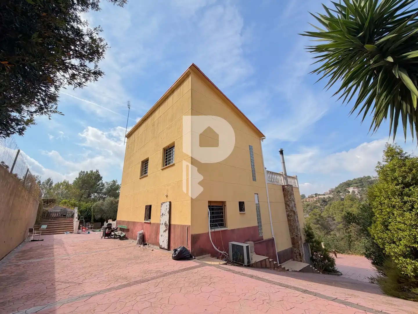 Exterior view of Houses for sale in Vallirana  with Air Conditioner, Private garden and Terrace