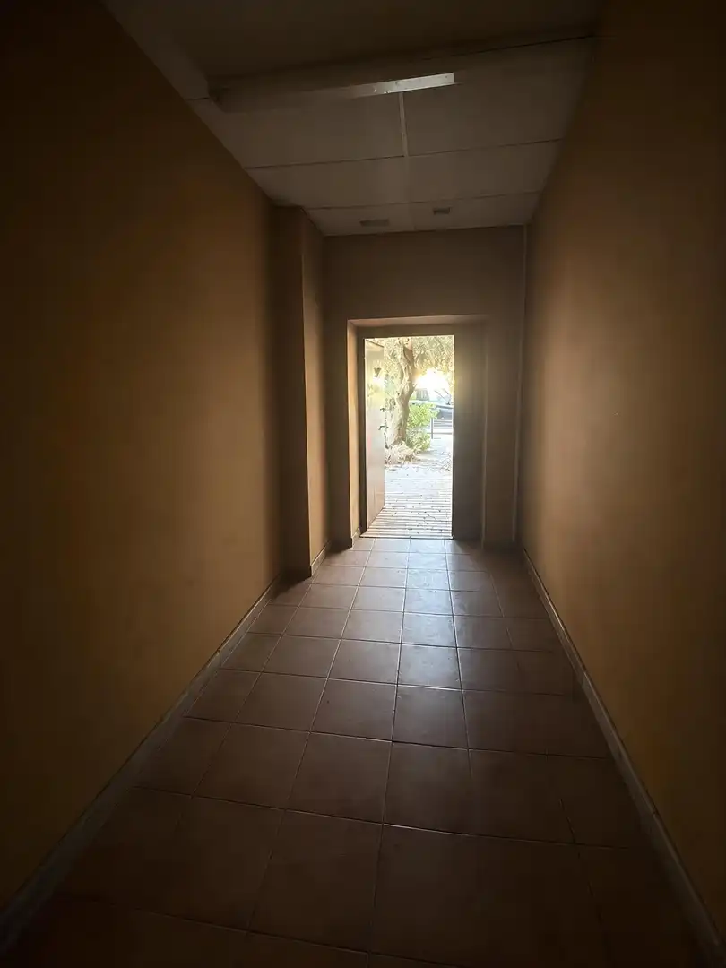 Local en venta en Roda de Berà