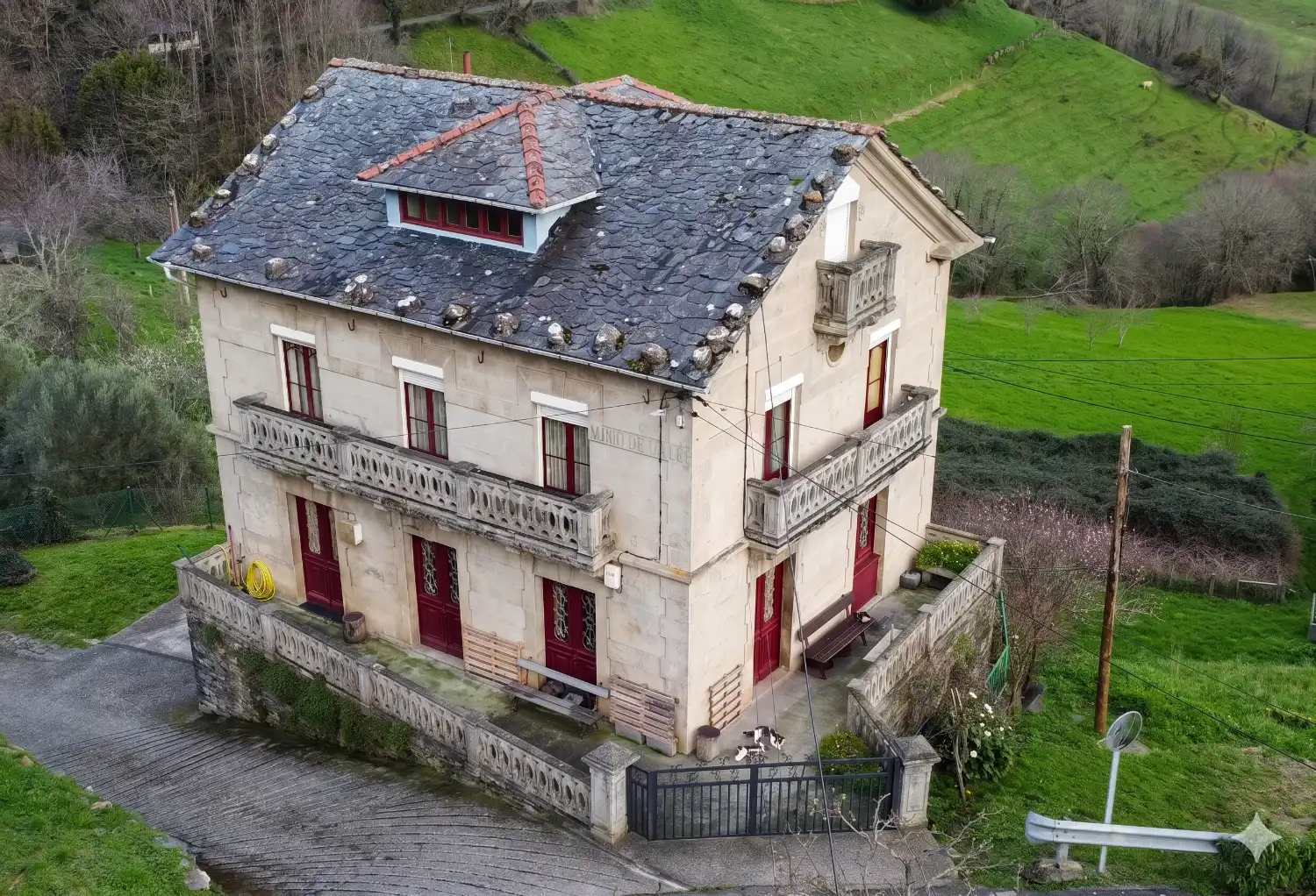 Vista exterior de Casa o chalet en venta en Boal con Trastero