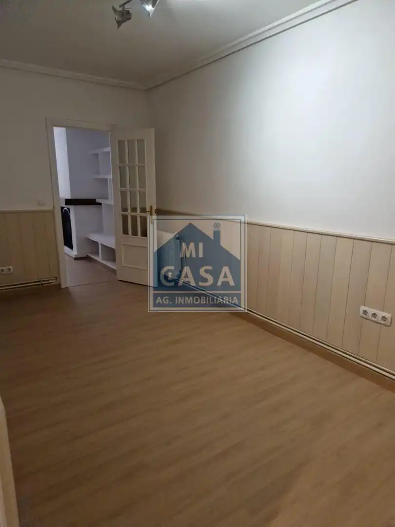 Sala de estar de Piso de alquiler en Mérida con Aire acondicionado y Calefacción