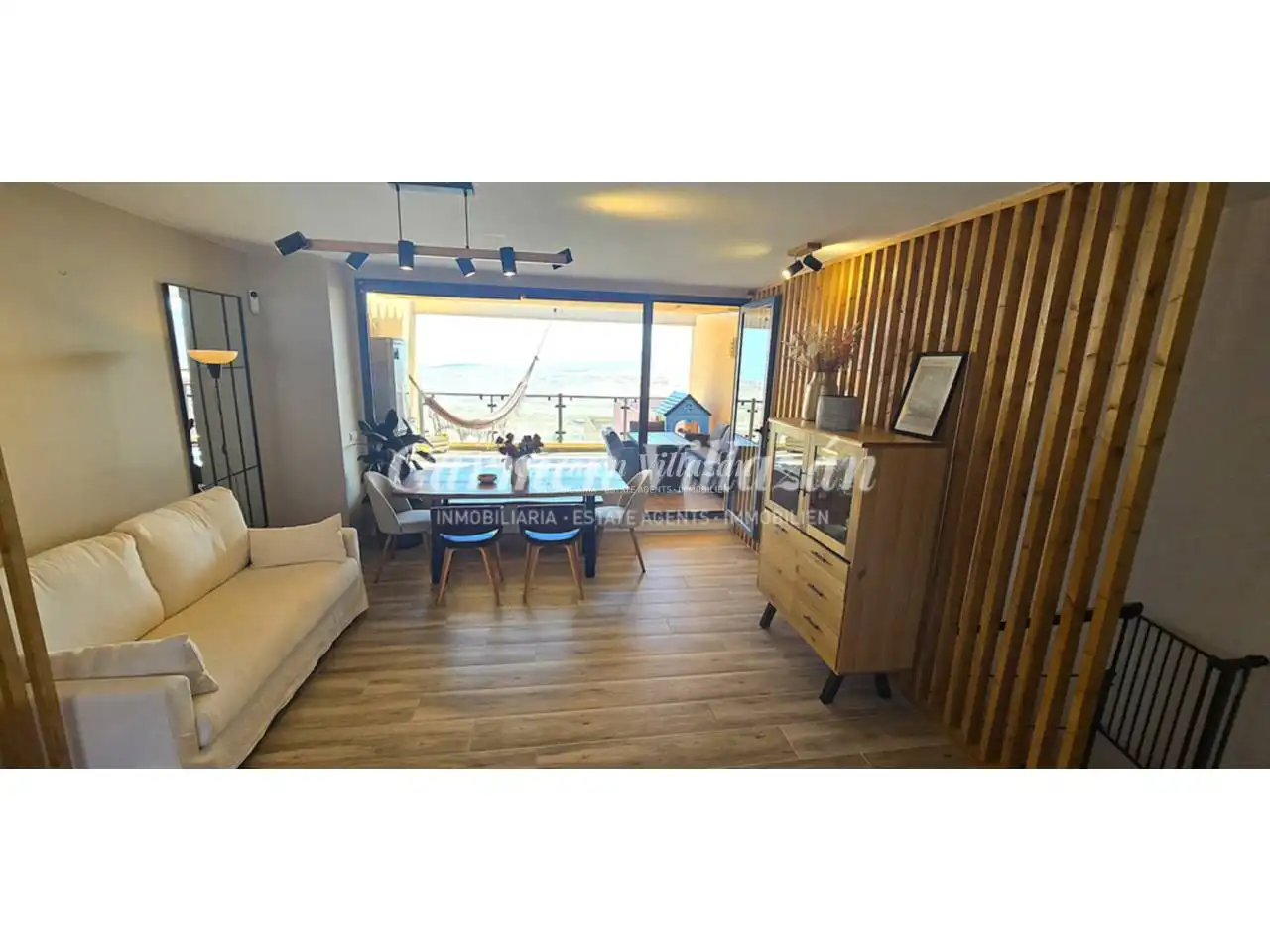 Sala de estar de Dúplex en venta en Antigua con Aire acondicionado, Terraza y Amueblado