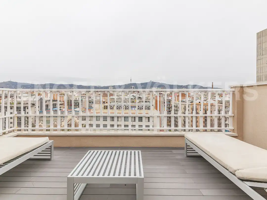 Terrasse von Dachboden zum Verkauf in Barcelona mit Klimaanlage, Heizung und Terrasse