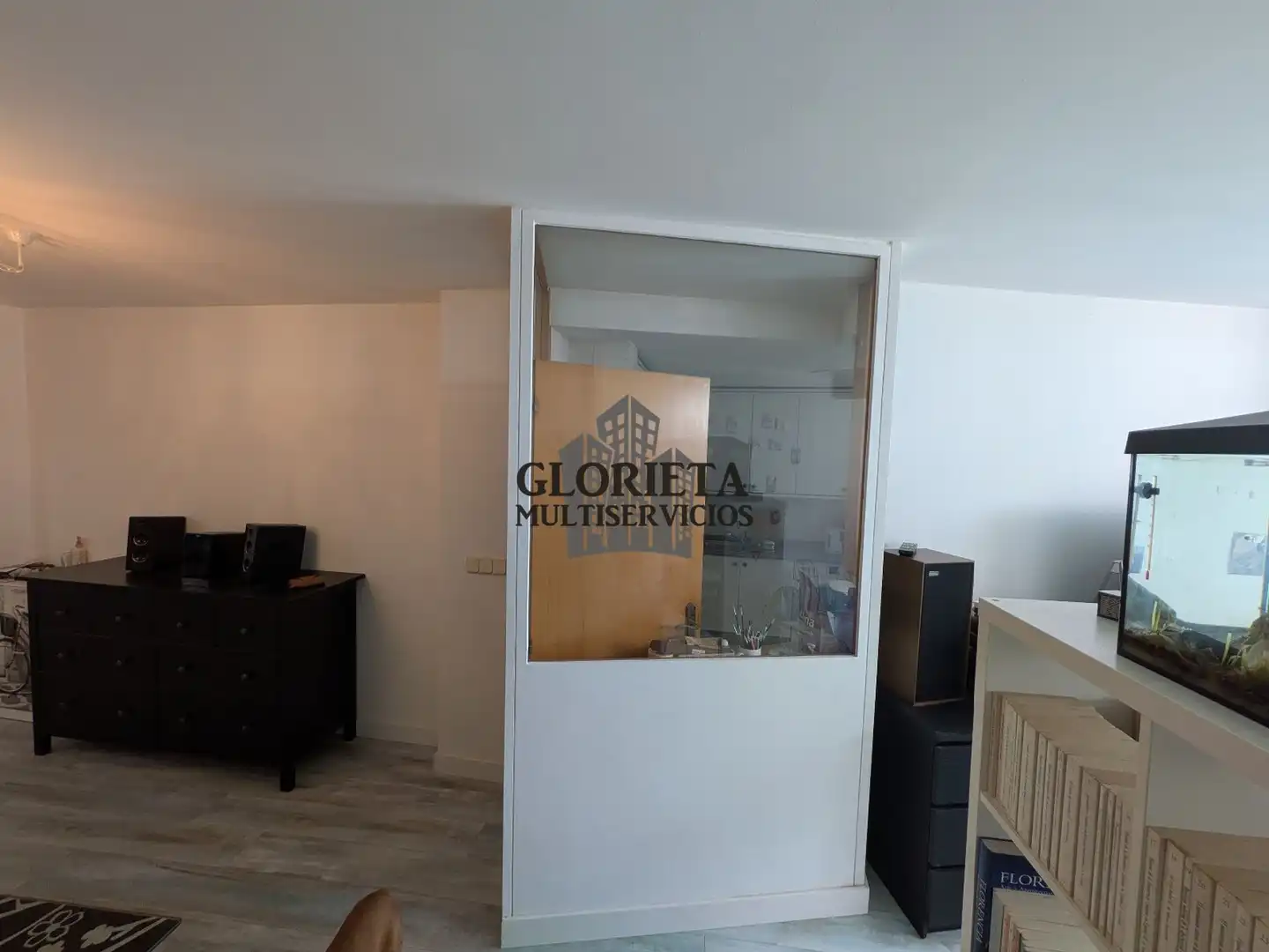 Piso en venta en Vigo  con Calefacción, Trastero y Amueblado
