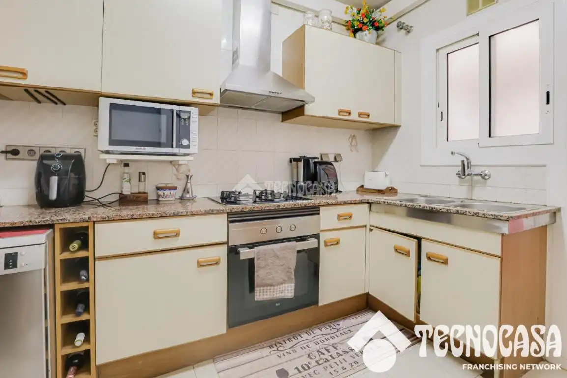 Cocina de Piso en venta en Barcelona con Aire acondicionado, Calefacción y Balcón