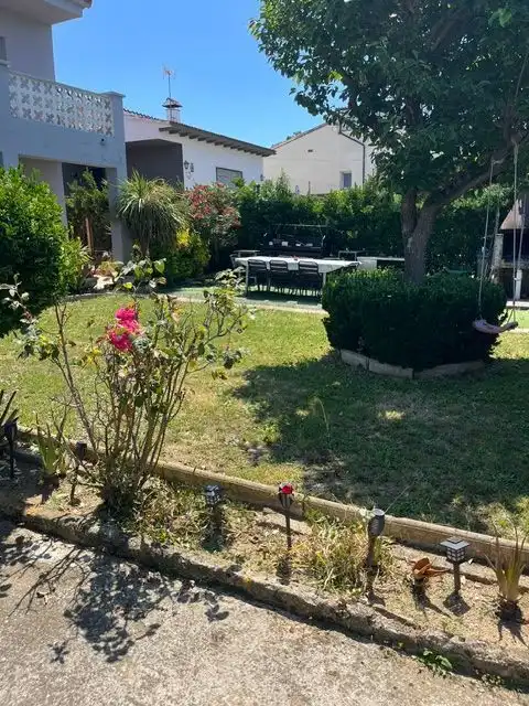Jardí de Casa o xalet en venda en Llagostera amb Calefacció, Traster i Piscina