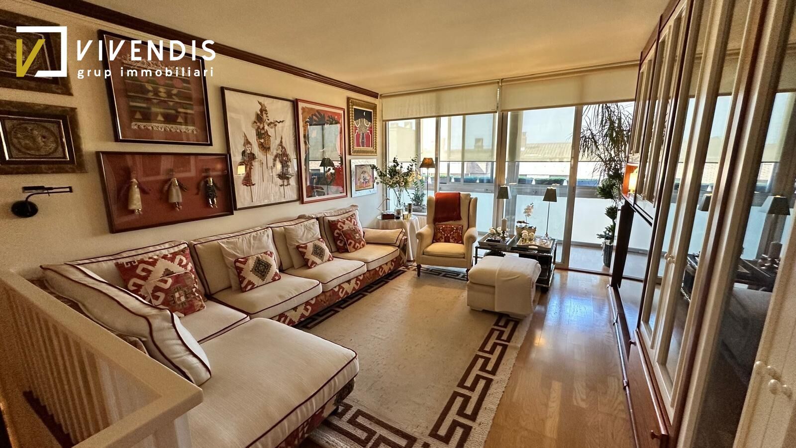 Living room of Attic for sale in  Lleida Capital  with Air Conditioner, Heating and Parquet flooring