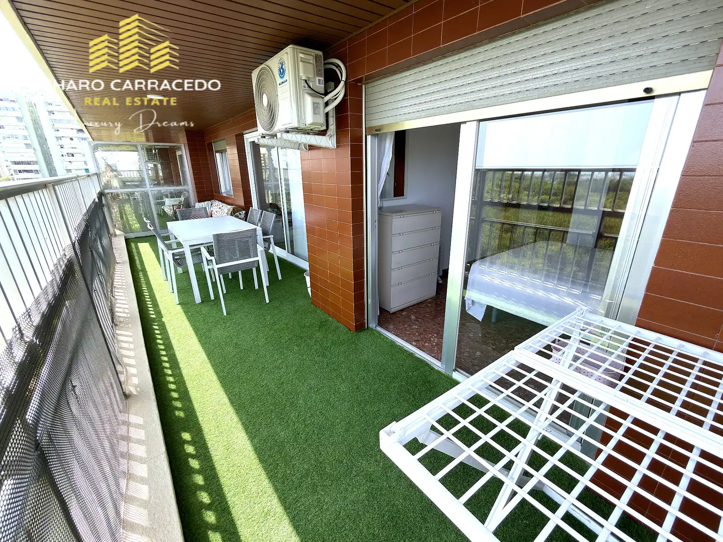 Terrassa de Pis de lloguer en Valencia amb Aire condicionat, Jardí privat i Terrassa