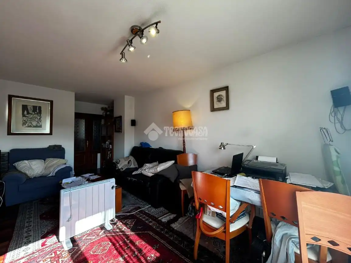 Sala d'estar de Pis en venda en Santander amb Calefacció