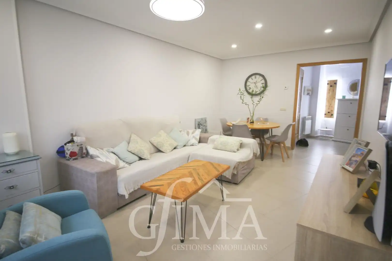 Flat with terrace for sale in Calle ANTONIO HUERTAS, imagen 3