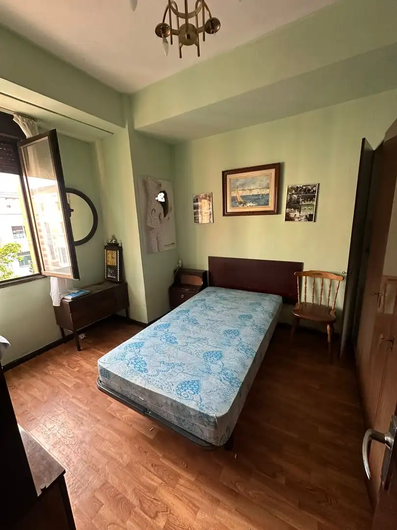 Habitación de Piso en venta en Bilbao  con Balcón