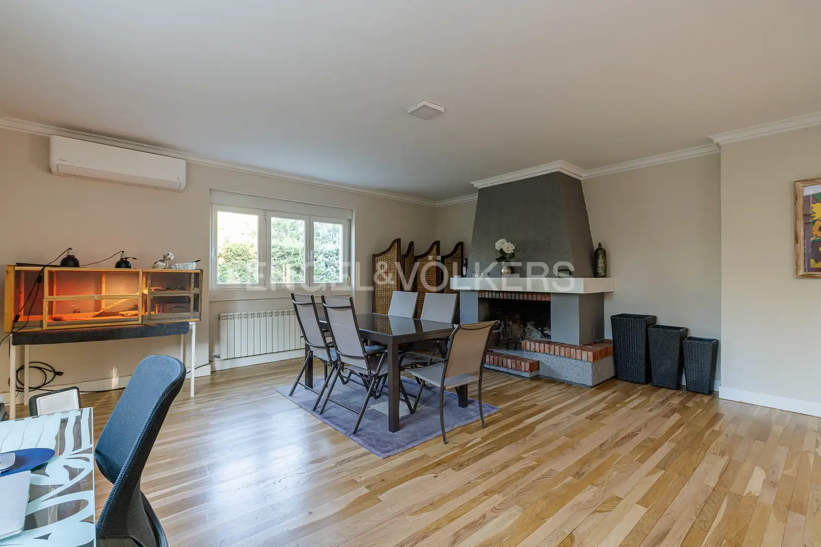 Sala d'estar de Casa o xalet en venda en Boadilla del Monte amb Aire condicionat, Calefacció i Jardí privat