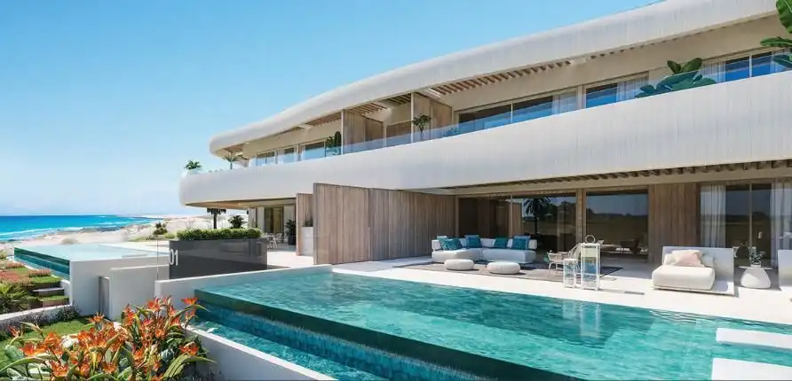 Appartement compact avec piscine à vendre à Marbella Centro