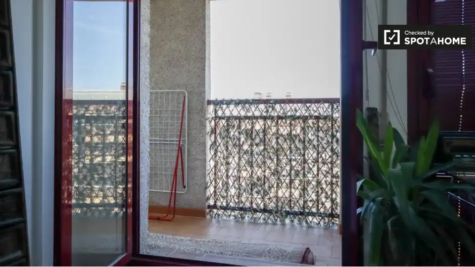 Piso con terraza en alquiler en Fuencarral - El Pardo, imagen 19