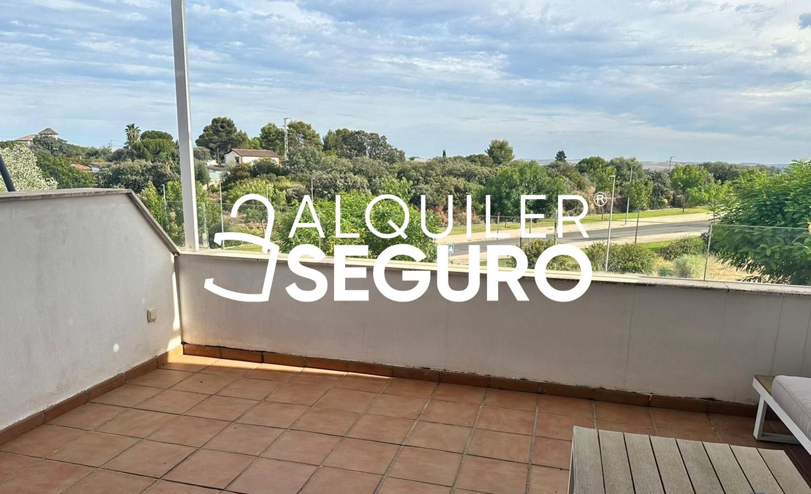 Terrassa de Pis de lloguer en  Córdoba Capital amb Aire condicionat, Traster i Piscina