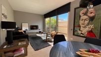 Living room of Attic to rent in  Barcelona Capital  with Air Conditioner, Heating and Parquet flooring