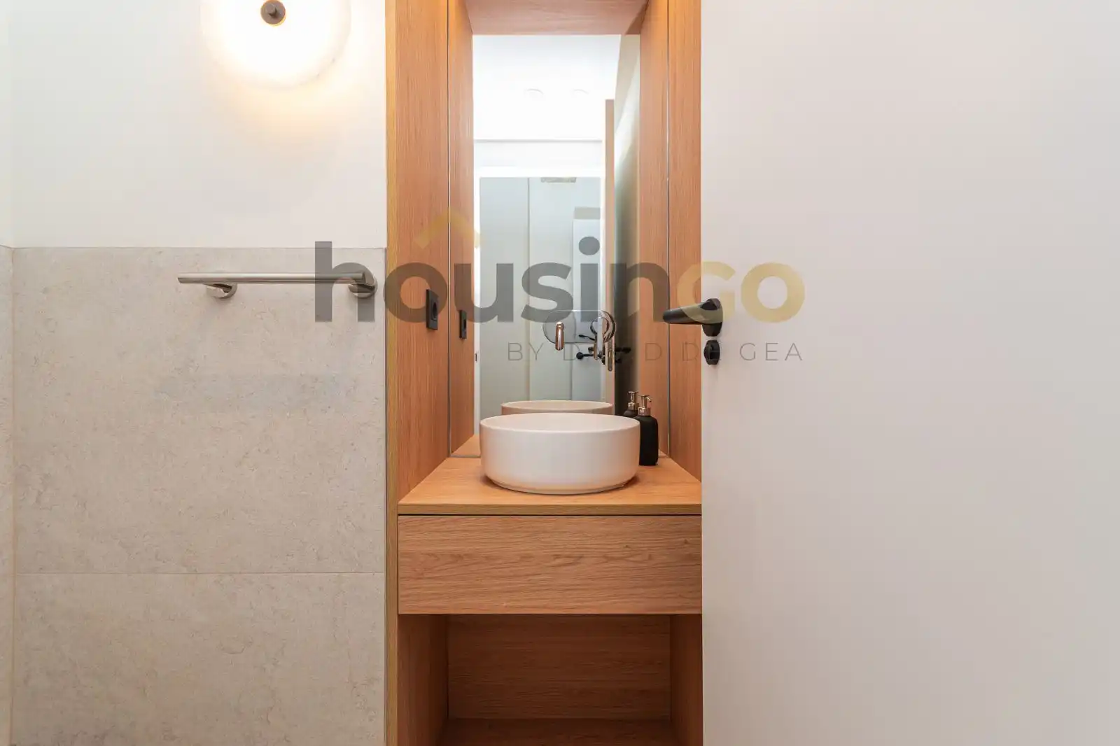 Badezimmer von Wohnung zum Verkauf in Madrid mit Klimaanlage, Heizung und Parkett