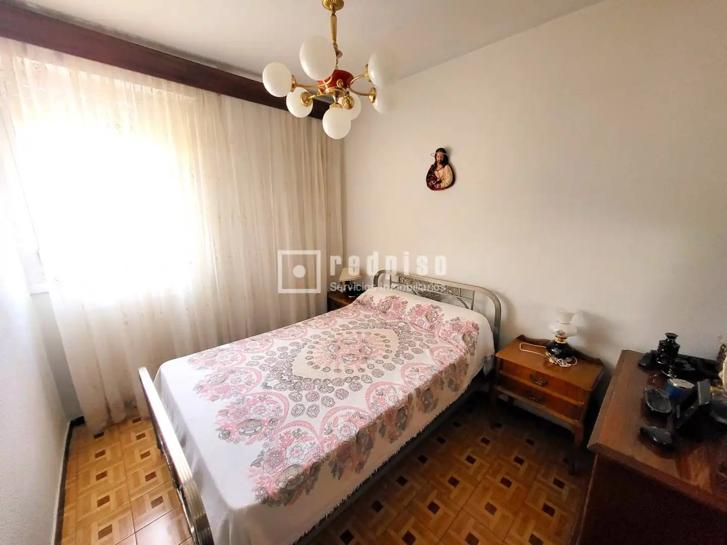 Habitación de Piso en venta en Madrid con Calefacción y Terraza