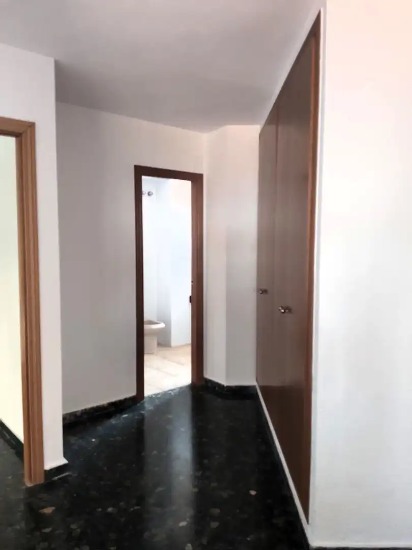 Flat for rent in Valencia  with Terrace