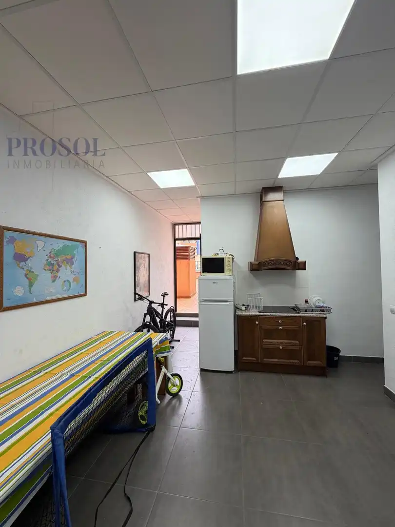 Business premises for sale in Piscinas, imagen 5