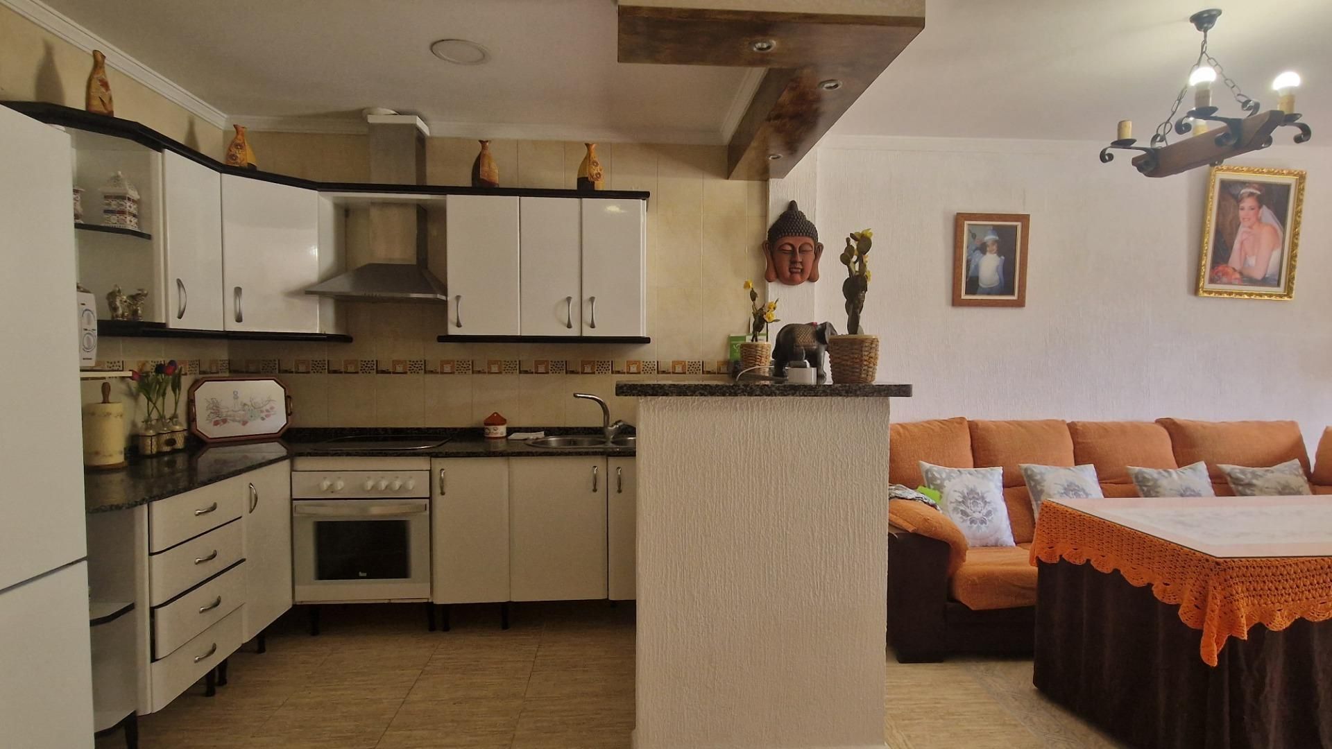 Cuina de Casa o xalet en venda en Jerez de la Frontera amb Aire condicionat i Terrassa