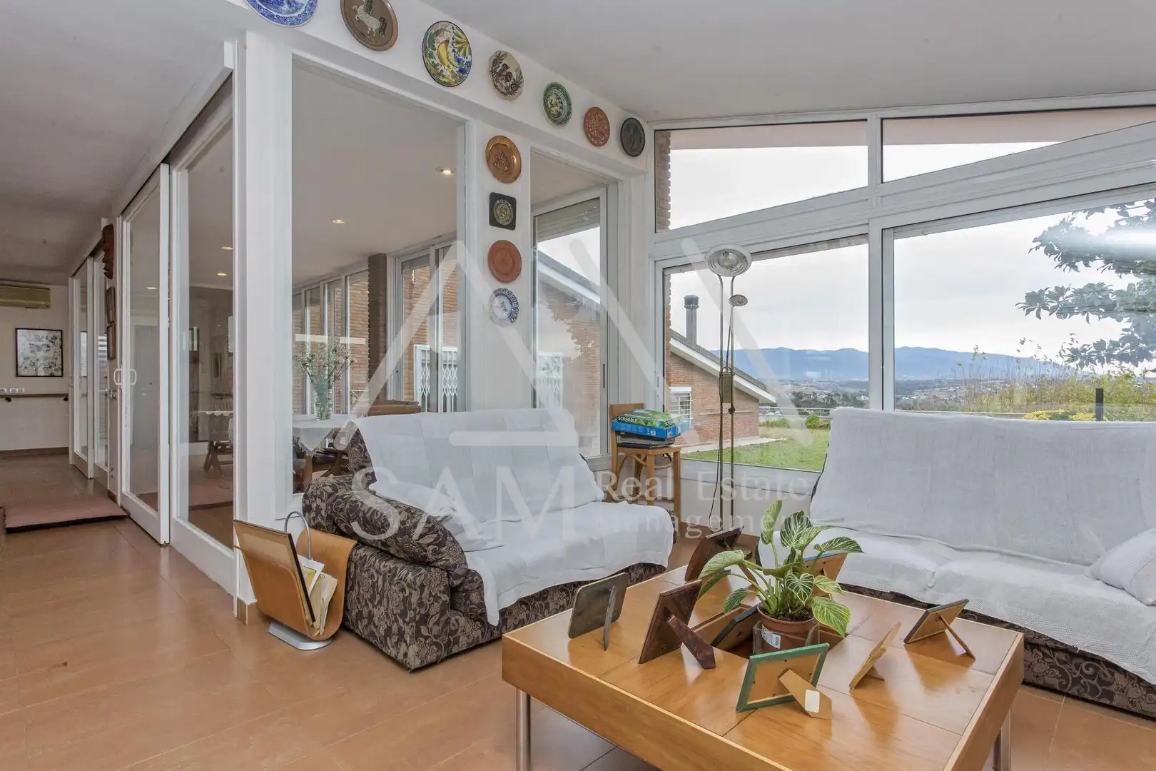 Sala de estar de Casa o chalet en venta en Lliçà d'Amunt con Calefacción, Jardín privado y Terraza