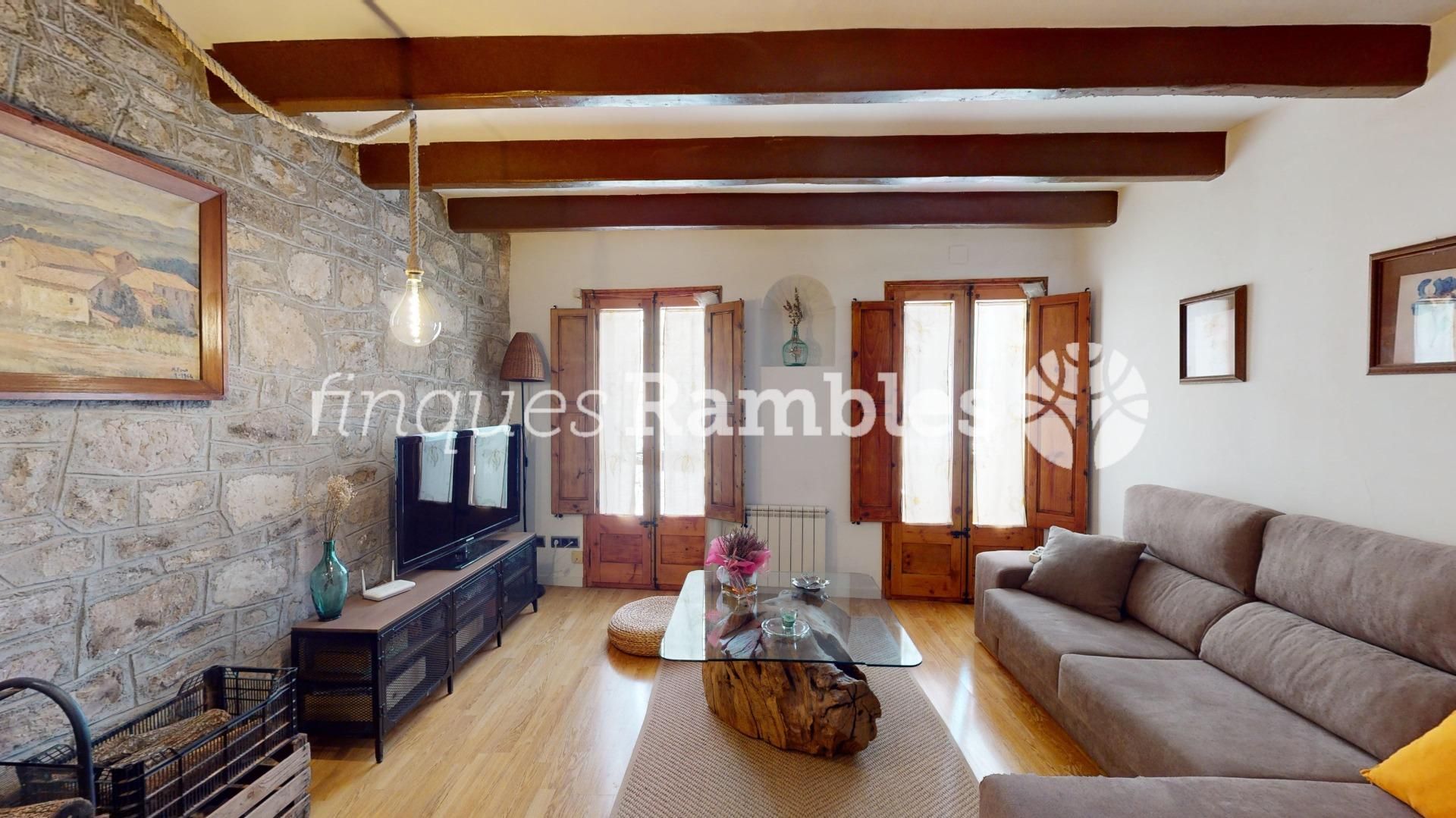 Sala de estar de Piso en venta en Copons con Calefacción, Parquet y Terraza