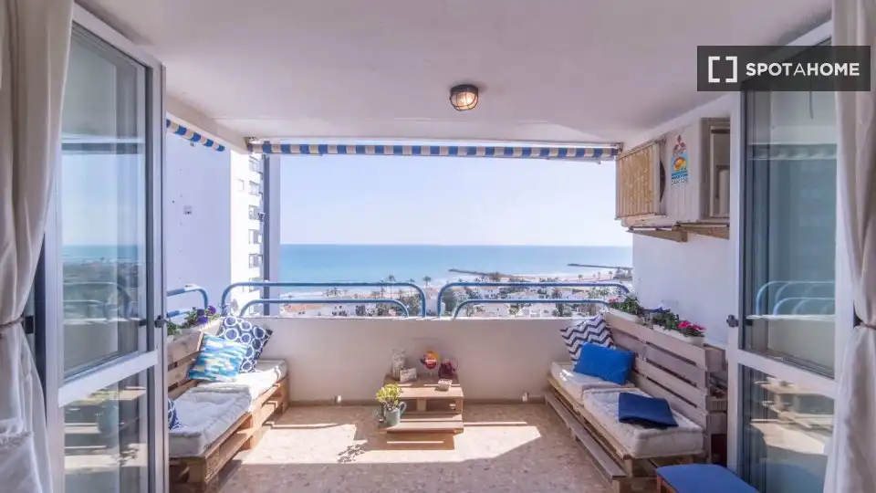 Flat with terrace to rent in Playa del Puig