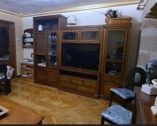 Living room of Flat to rent in Salamanca Capital  with Heating and Balcony