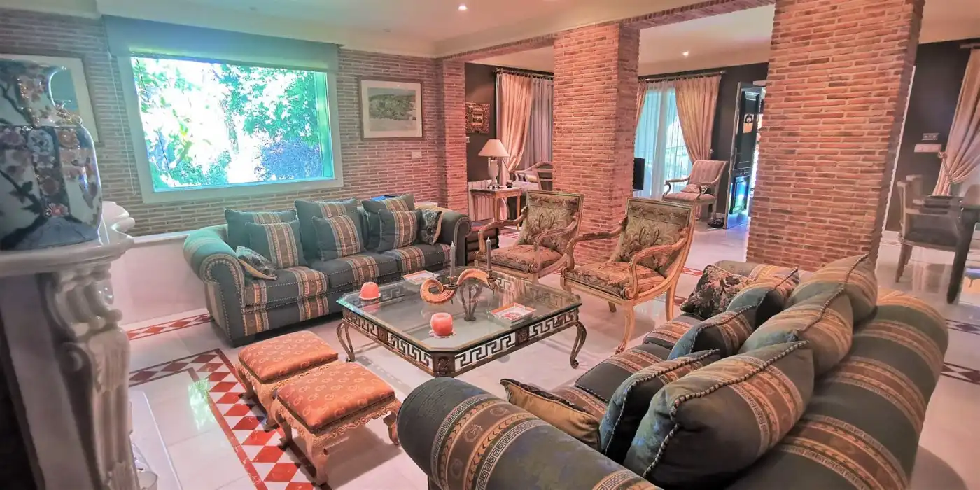 Sala d'estar de Casa o xalet en venda en Elche / Elx amb Aire condicionat, Jardí privat i Terrassa