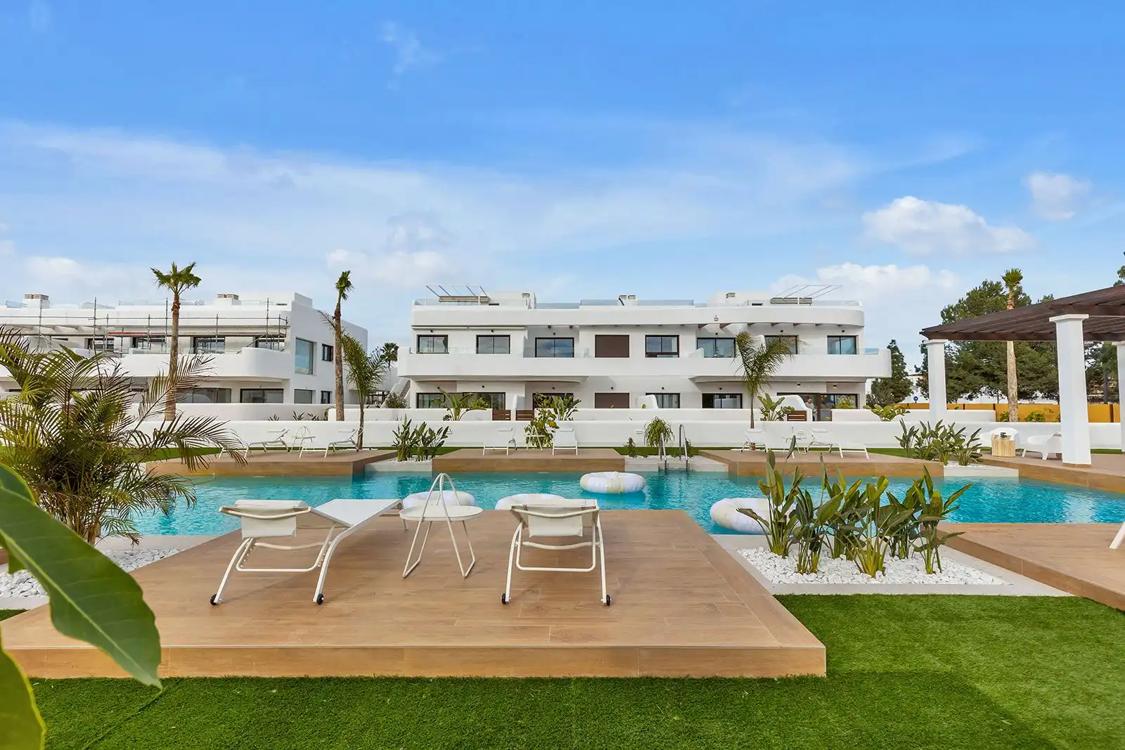 Attico con piscina in vendita a Las Lomas de Rame - Bahía Bella