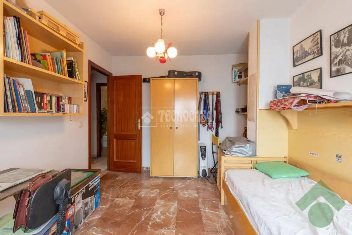 Habitación de Casa adosada en venta en Ogíjares con Aire acondicionado, Calefacción y Trastero