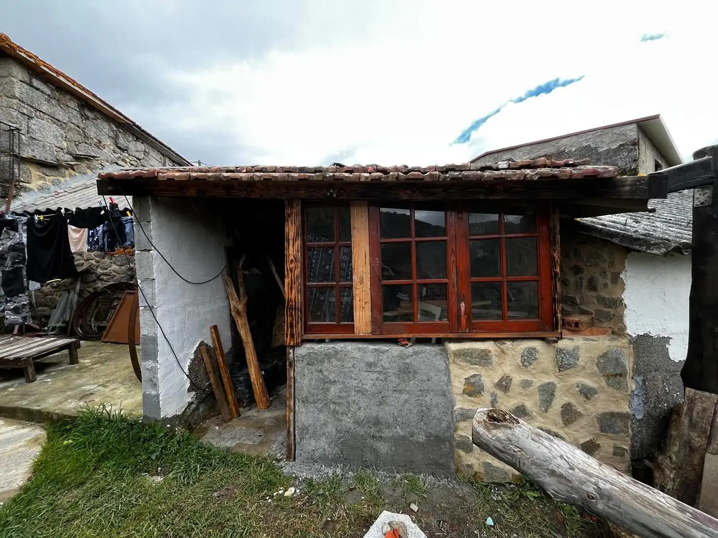 Vista exterior de Casa o chalet en venta en Carballeda de Avia con Calefacción y Trastero