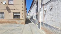 Vista exterior de Casa adosada en venda en Guadix