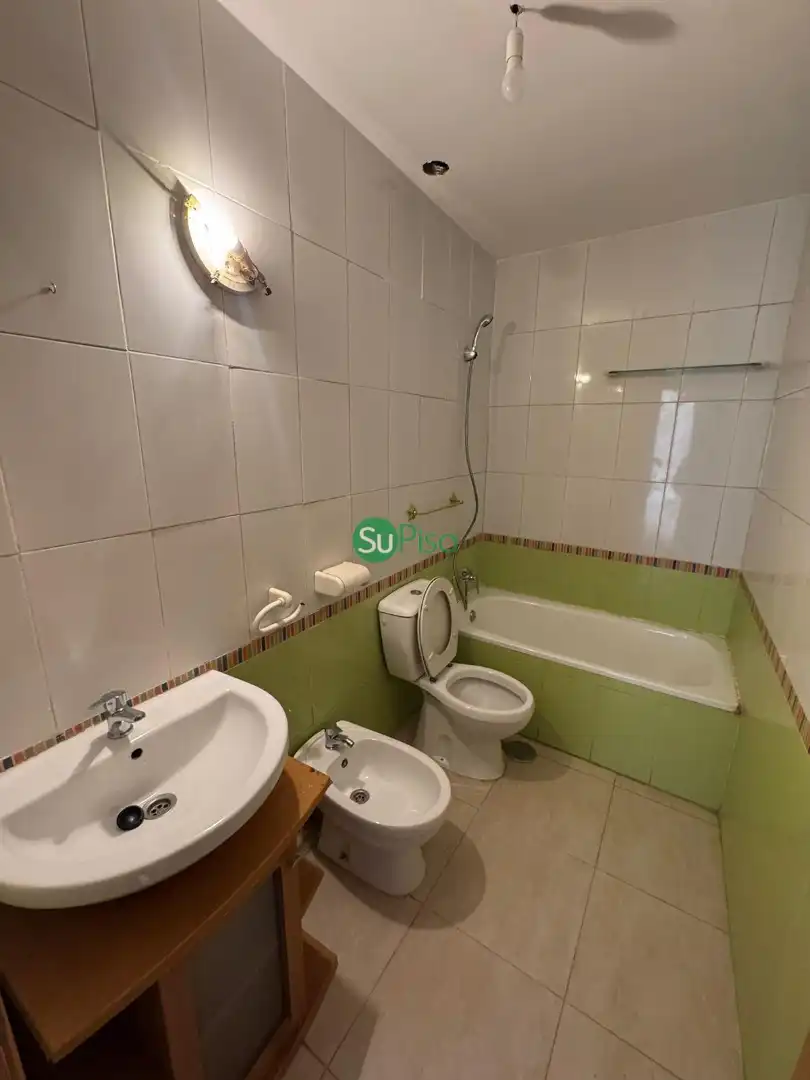 Baño de Piso en venta en Magán con Terraza, Trastero y Horno