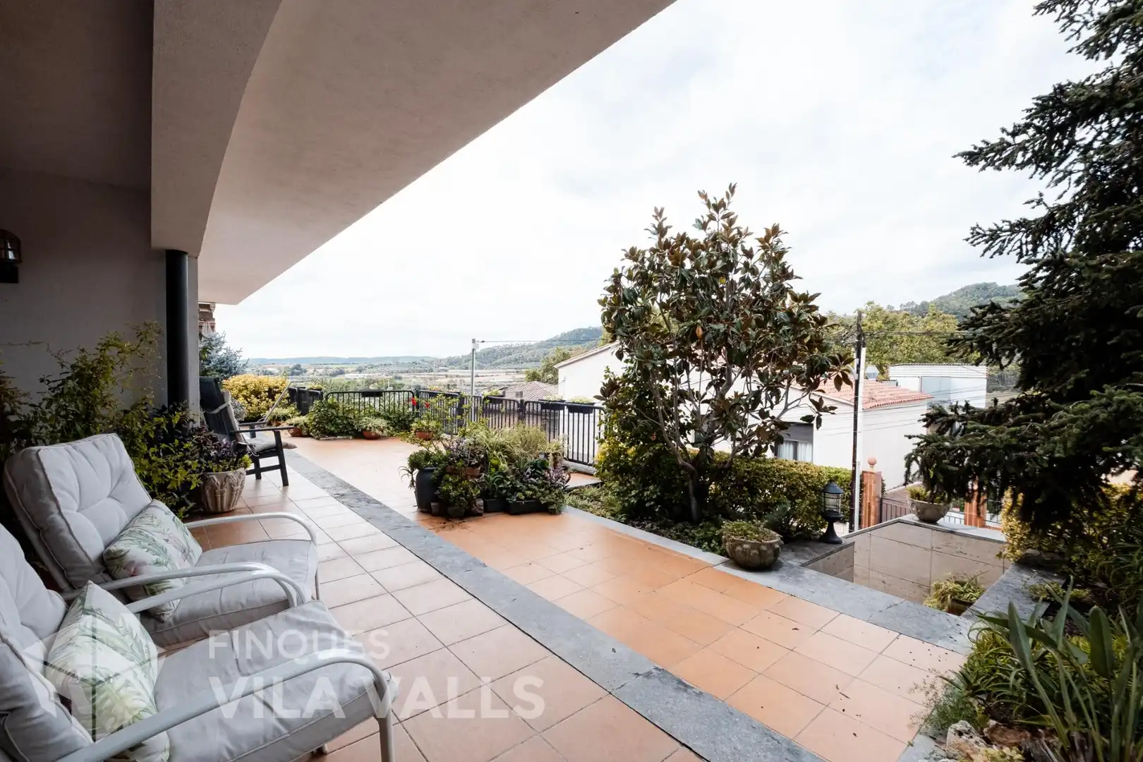 Xalet amb jardí en venda a Avenida Avinguda Puigdomi