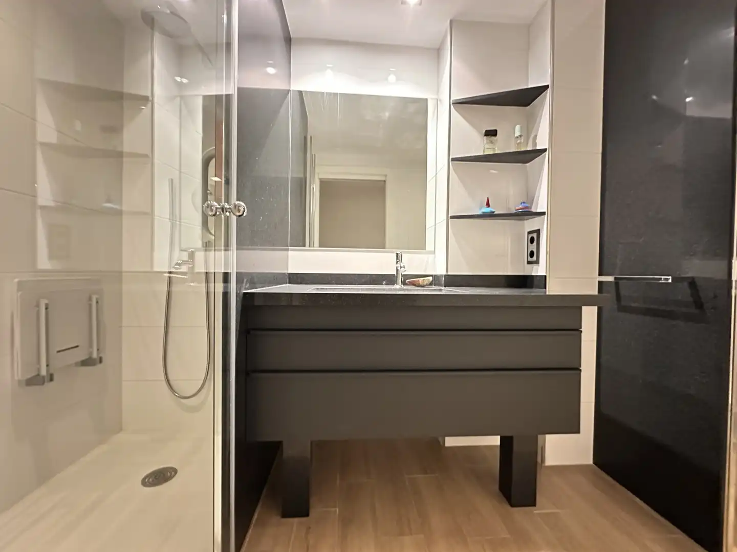 Bany de Pis de lloguer en Barcelona amb Aire condicionat, Calefacció i Parquet