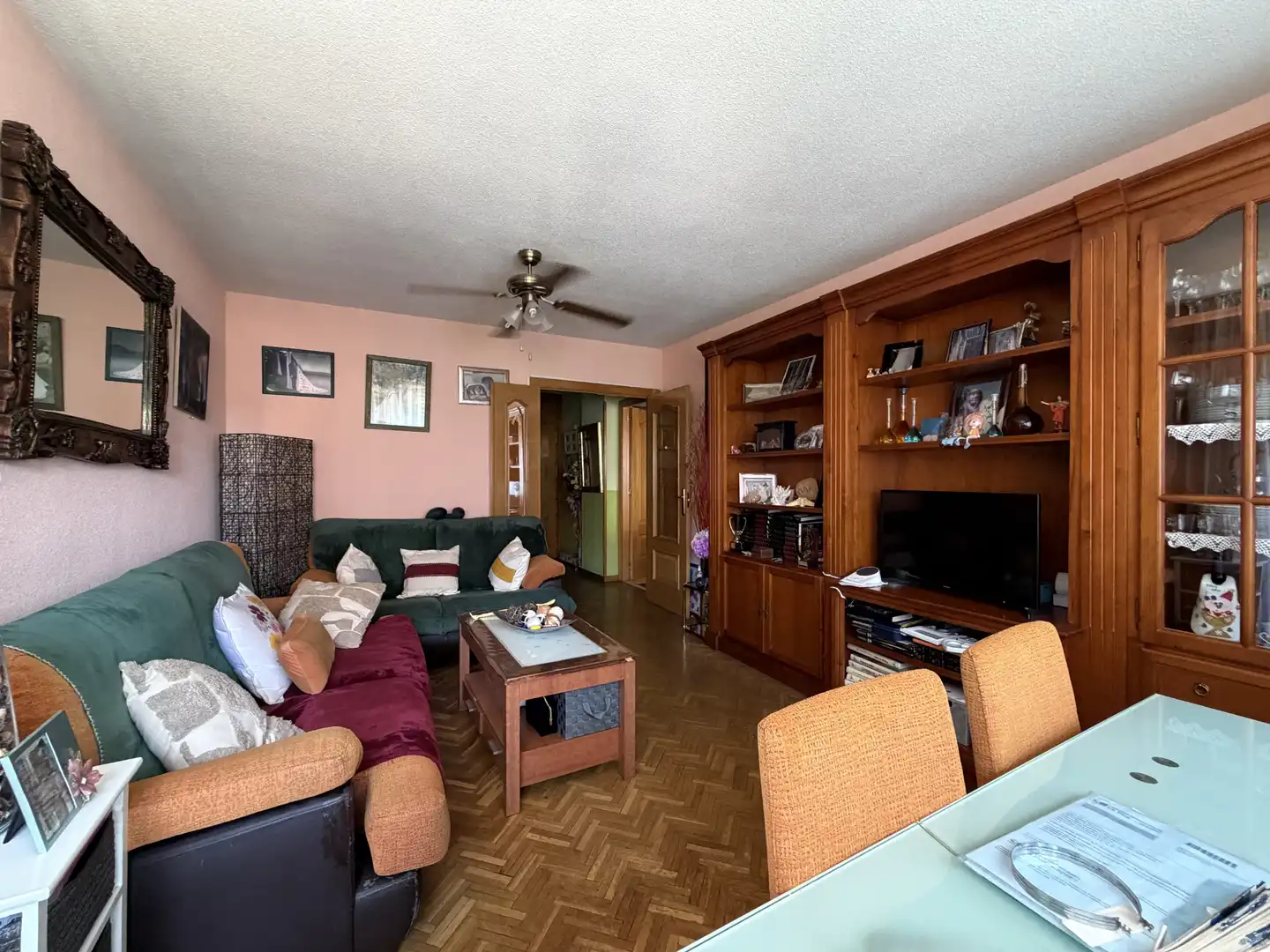 Sala d'estar de Pis en venda en Tres Cantos amb Calefacció, Parquet i Terrassa